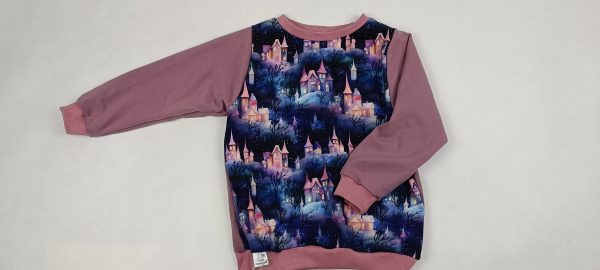 BLUZA DOMKI NA CIEMNYM FIOLECIE